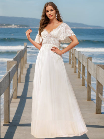 Robes de Mariée Trapèze/Princesse à Col en V et Manches Courtes Ornées de Perles