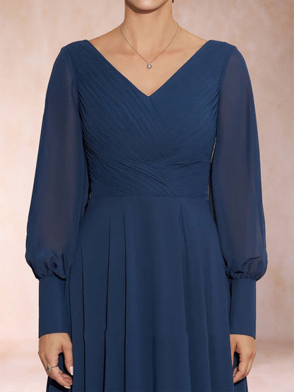 Robes de Mère de la Mariée Coupe A-Line/Princesse, Col en V, Manches Longues, Froncées