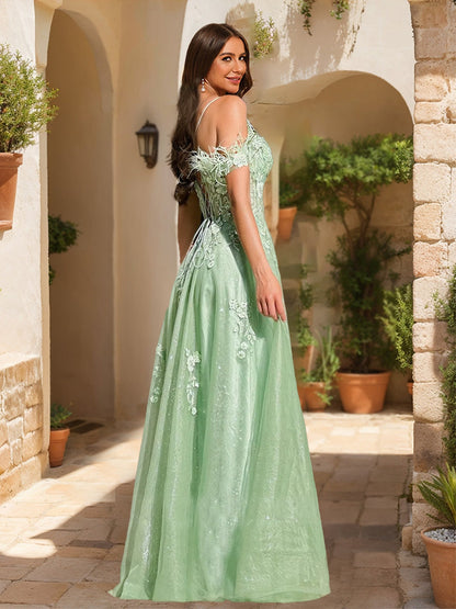 Robe de Bal Trapèze/Princesse en Tulle avec Épaules Dénudées et Plumes