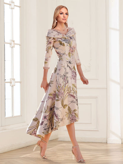 Robe de Mère de la Mariée Asymétrique à Imprimé Floral, Coupe A-Line/Princesse, Col en V, Manches 3/4