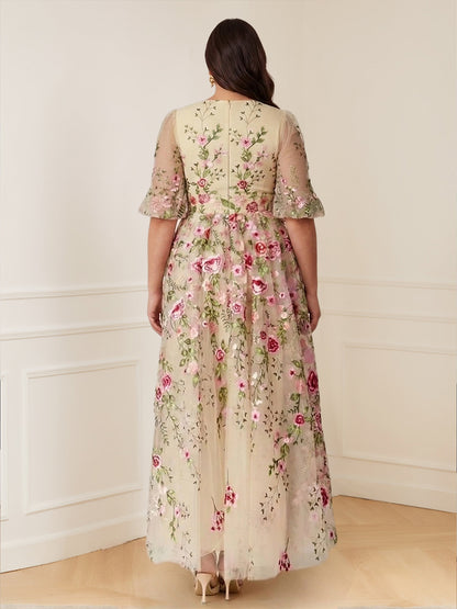 Robe longue de la mère de la mariée grande taille trapèze, à motif floral, col en V et demi-manches
