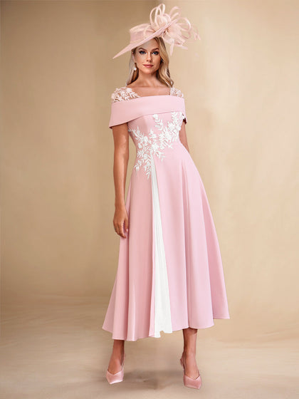 Robes de Mère de la Mariée Ligne A/Princesse Col Carré Manches Courtes Plissées avec Appliqués