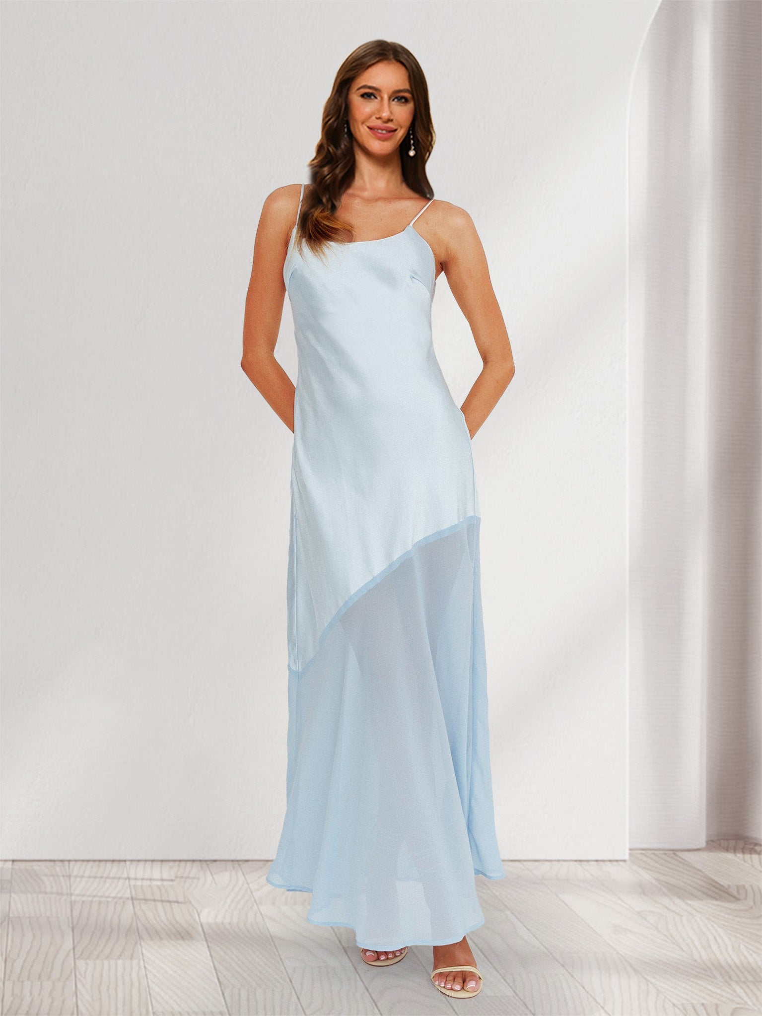 Robes de Demoiselle d'Honneur Longues Ajustées à Bretelles Spaghetti, Style Fourreau/Colonne, avec Ourlet en Chiffon