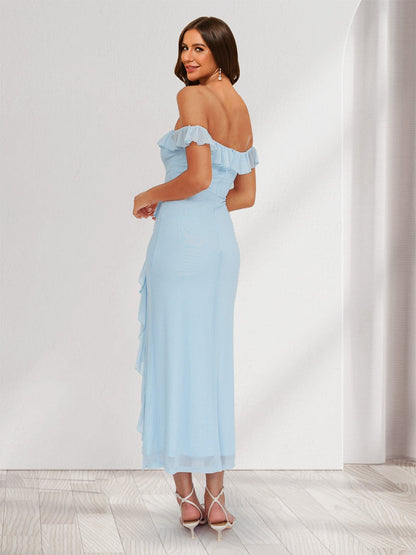 Robes de Demoiselle d'Honneur Longues Style Fourreau/Colonne avec Volants Décolleté Bardot Maxi