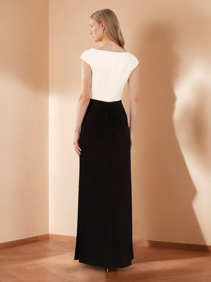 Robes de Mère de la Mariée Fourreau/Colonne Col en V sans Manches Plissées avec Fente Sur le Côté