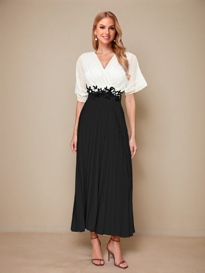 Robes de Mère de la Mariée Vintage Col V Plissé Style A-Line/Princesse avec Appliqués