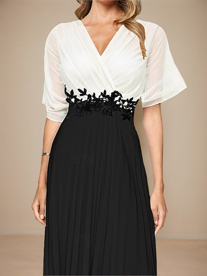 Robes de Mère de la Mariée Vintage Col V Plissé Style A-Line/Princesse avec Appliqués
