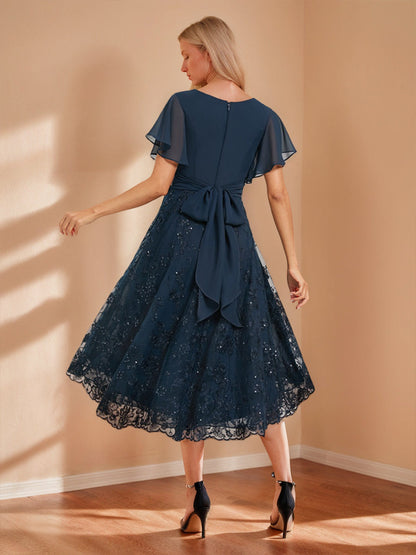 Robes de Mère de la Mariée A-Ligne/Princesse Col V Manches Papillon Asymétriques avec Appliqués