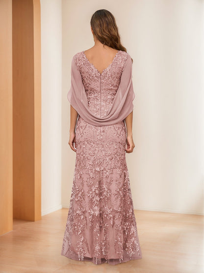 Robes de Mère de la Mariée Fourreau/Colonne Col en V Manches Courtes avec Appliques et Cape