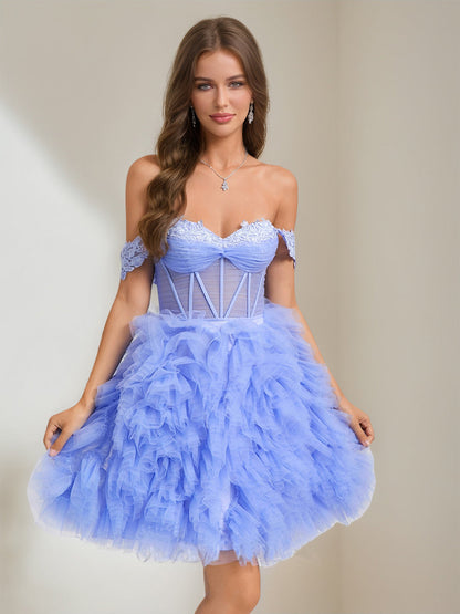 Robes de Bal Col Cœur Courtes en Tulle pour Retour à la Maison avec Appliques en Dentelle et Plis