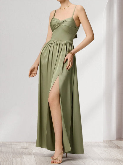 Robe de demoiselle d'honneur sans manches, coupe trapèze/princesse, bretelles spaghetti, longueur au sol, fente latérale