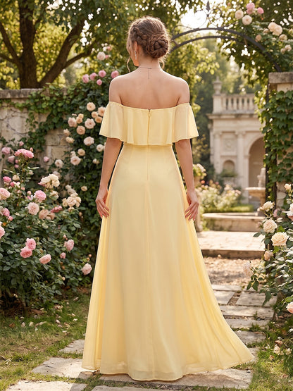 Robe de demoiselle d'honneur longue en mousseline, coupe trompette/sirène, épaules dénudées, volants et fente latérale