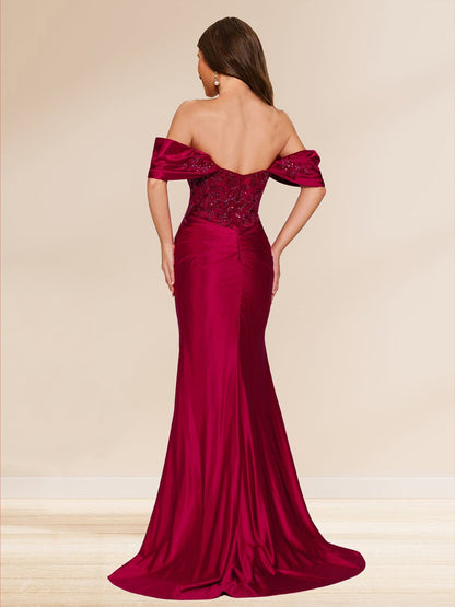 Robe de Soirée Gaine/Colonne, Épaules Dénudées, Traîne Balai with Fente Latérale & Appliques