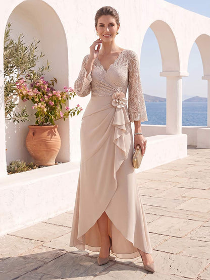 Robe de la mère de la mariée grande taille fourreau, col en V, manches 3/4, dentelle et fleurs 3D