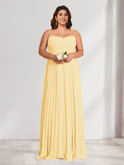 Robes de demoiselle d'honneur grande taille coupe A-line/Princesse sans bretelles, longueur ras du sol avec plis