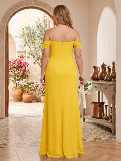 Robe de Demoiselle d'Honneur Grande Taille Fourreau Épaules Dénudées Sans Manches, Fendue avec Fronces