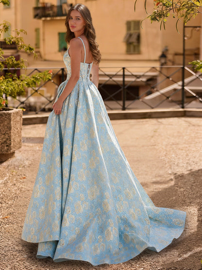 Robes de bal trapèze/princesse sans bretelles, fente latérale Côté