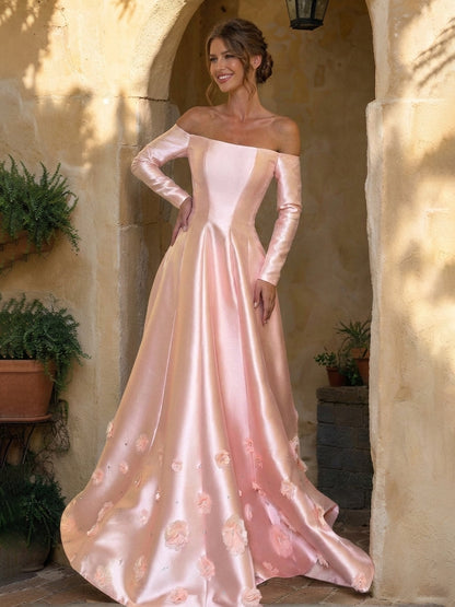 Robe de bal bustier à manches longues, coupe trapèze/princesse, ornée de fleurs 3D