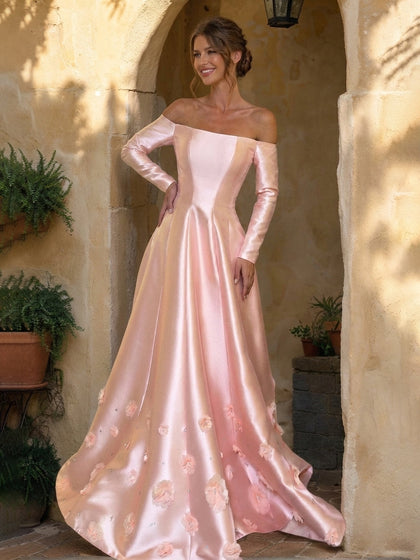 Robe de bal bustier à manches longues, coupe trapèze/princesse, ornée de fleurs 3D