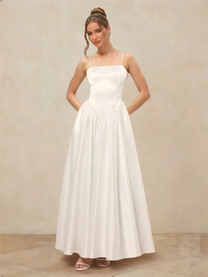 Robes de bal trapèze/princesse, bretelles spaghetti, sans manches, taille basque, froncées