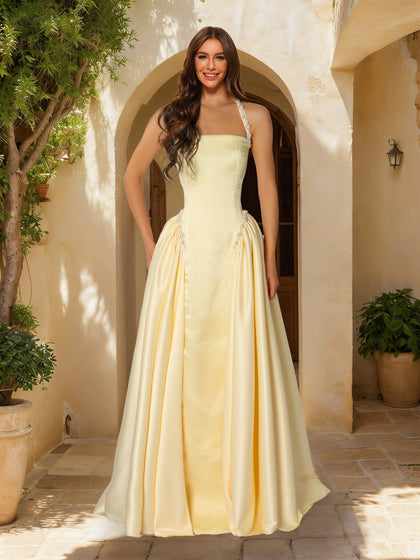 Robes de bal trapèze/princesse dos nu, taille basque, sans bretelles, ornées de perles