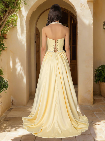 Robes de bal trapèze/princesse dos nu, taille basque, sans bretelles, ornées de perles