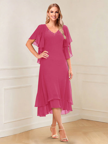 Robe de la mère de la mariée midi trapèze, col en V, manches courtes, volants et perles