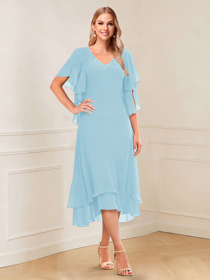 Robe de la mère de la mariée midi trapèze, col en V, manches courtes, volants et perles
