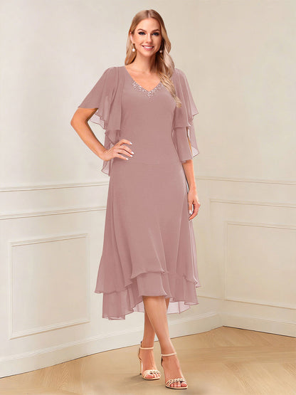 Robe de la mère de la mariée midi trapèze, col en V, manches courtes, volants et perles