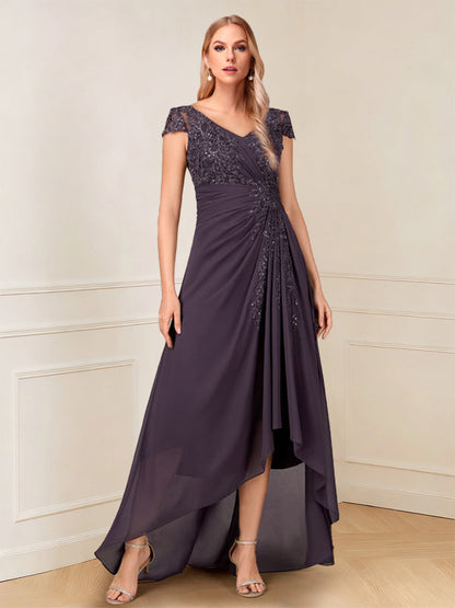Robe de la mère de la mariée trapèze asymétrique, col en V, mancherons, paillettes et fronces