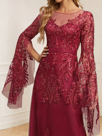 Robe longue de la mère de la mariée trapèze, col rond, manches longues et appliqués
