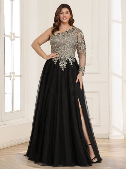 Robe de la mère de la mariée grande taille longue au sol trapèze, asymétrique à une épaule, manches longues, dentelle et fente latérale