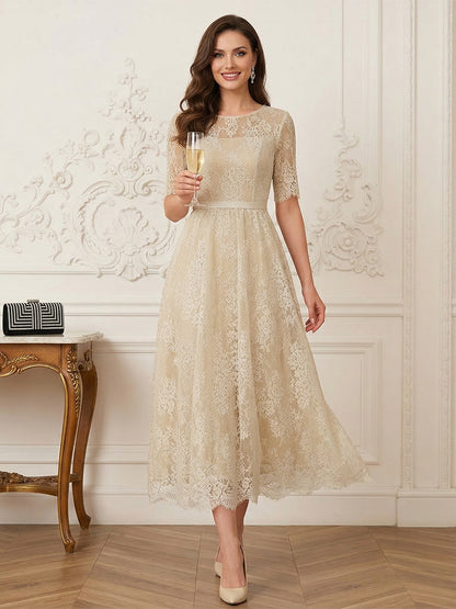 Robe Mère de la Mariée Ligne A Encolure Illusion Manches Mi-longues Longueur Thé avec Appliques & Ceinture