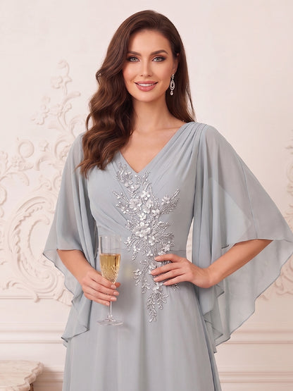 Robe Mère de la Mariée Ligne A Col en V Manches Mi-longues Longueur au Sol avec Appliques & Dentelle