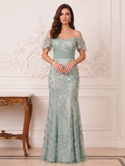 Trompette/Sirène Hors de l'Épaule Manches Courtes La Longueur du Sol Robes Mère de la Mariée avec Appliqué & Ceinture