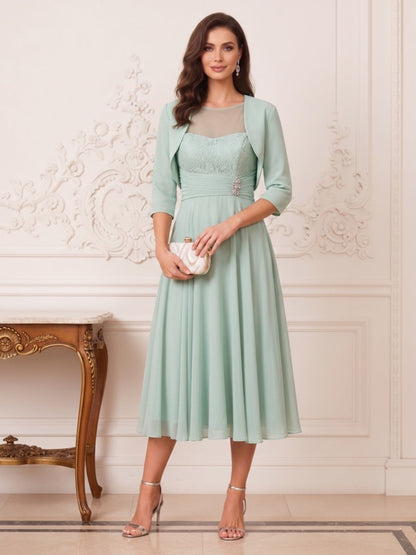 Robe Mère de la Mariée Ligne A Encolure Illusion Manches 3/4 Longueur Thé à Plis & Perles