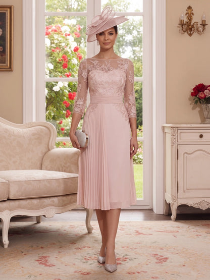 Robe Mère de la Mariée Fourreau Encolure Illusion Manches 3/4 Longueur Genou avec Appliques & Dentelle