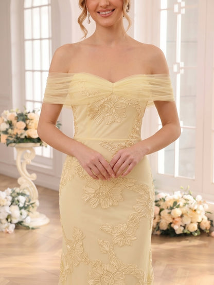 Robe de demoiselle d'honneur longue au sol sirène, épaules dénudées, dentelle et appliqués