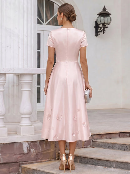 Robe de Cocktail Ligne A/Princesse à Col Dégagé, Longueur Thé avec Fleurs 3D & Plis