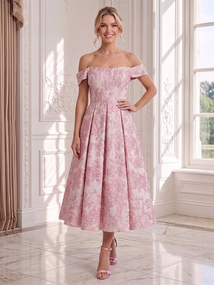 Robe d'Invité de Mariage Ligne A/Princesse, Épaules Dénudées, Longueur Thé, avec Fronces