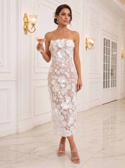Robe de Cocktail Fourreau Bustier Longueur Thé avec Appliques et Fleurs 3D