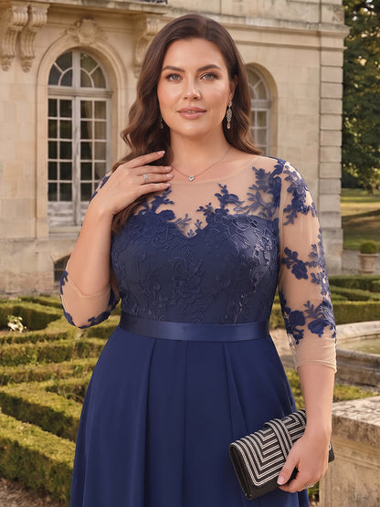 Robe de Mère de la Mariée Grande Taille Coupe Combinaison à Col Rond, Demi-manches, Longueur au Sol avec Appliques
