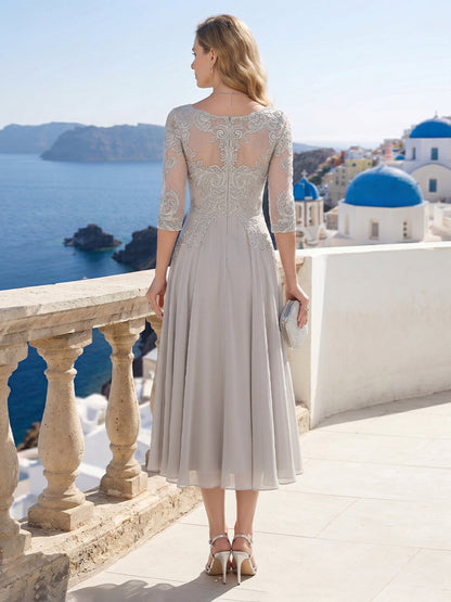 Robe Mère de la Mariée Trapèze/Princesse Encolure Arrondie à Manches Courtes Longueur Mi-mollet avec Appliqués et Plis