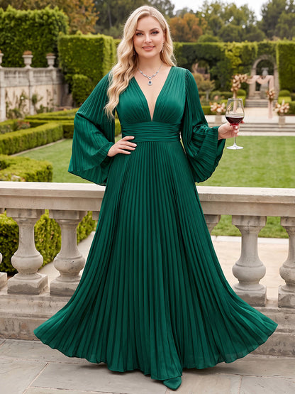 Robe de demoiselle d'honneur grande taille longue en mousseline, coupe trapèze/princesse, col en V, sans manches, avec plis