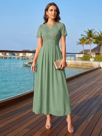 Robe Mère de la Mariée Ligne A/Princesse Col Rond à Manches Courtes Longueur Cheville avec Plis