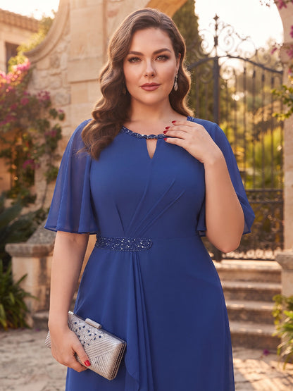 Robe grande taille pour mère de la mariée coupe trapèze/princesse, encolure arrondie, manches mi-longues, longueur au sol, avec volants et sequins