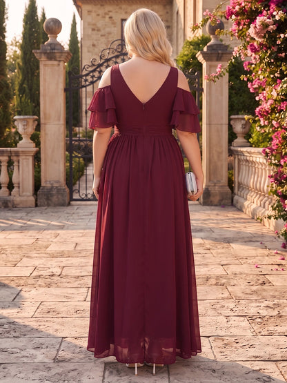 Robe trapèze longue en mousseline (grande taille) pour demoiselle d'honneur, col en V, manches courtes, avec fente latérale et drapé