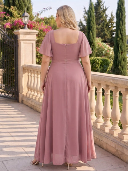 Robe trapèze longue en mousseline (grande taille) pour demoiselle d'honneur, col bénitier, manches courtes, avec plis et fente latérale