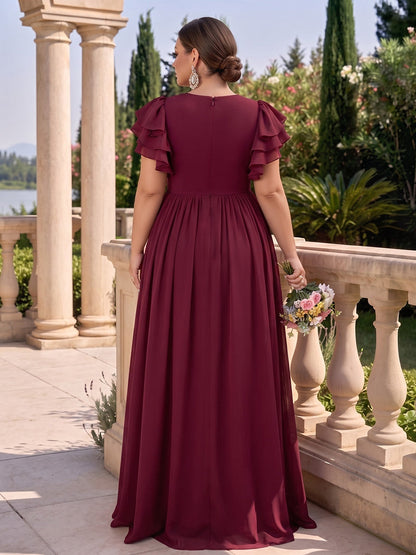 Robe trapèze longue en mousseline (grande taille) pour demoiselle d'honneur, col en V, manches courtes, avec plis et fente latérale