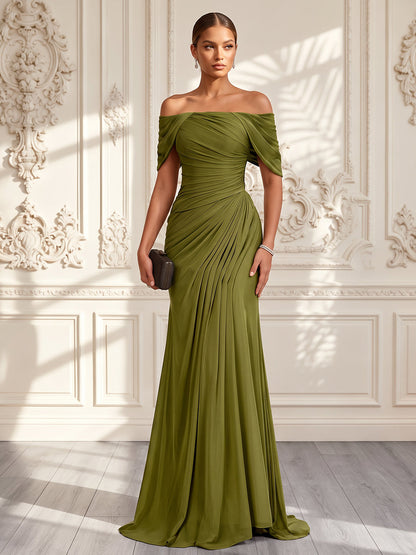 Robe de soirée longue en mousseline, coupe fourreau/droite, épaules dénudées, sans manches, avec plis